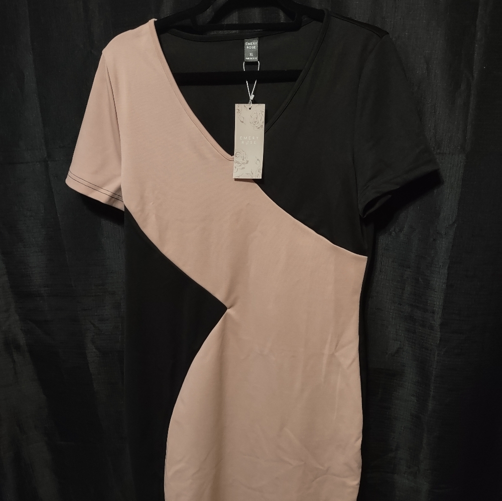 Emery Rose Pink Black dress